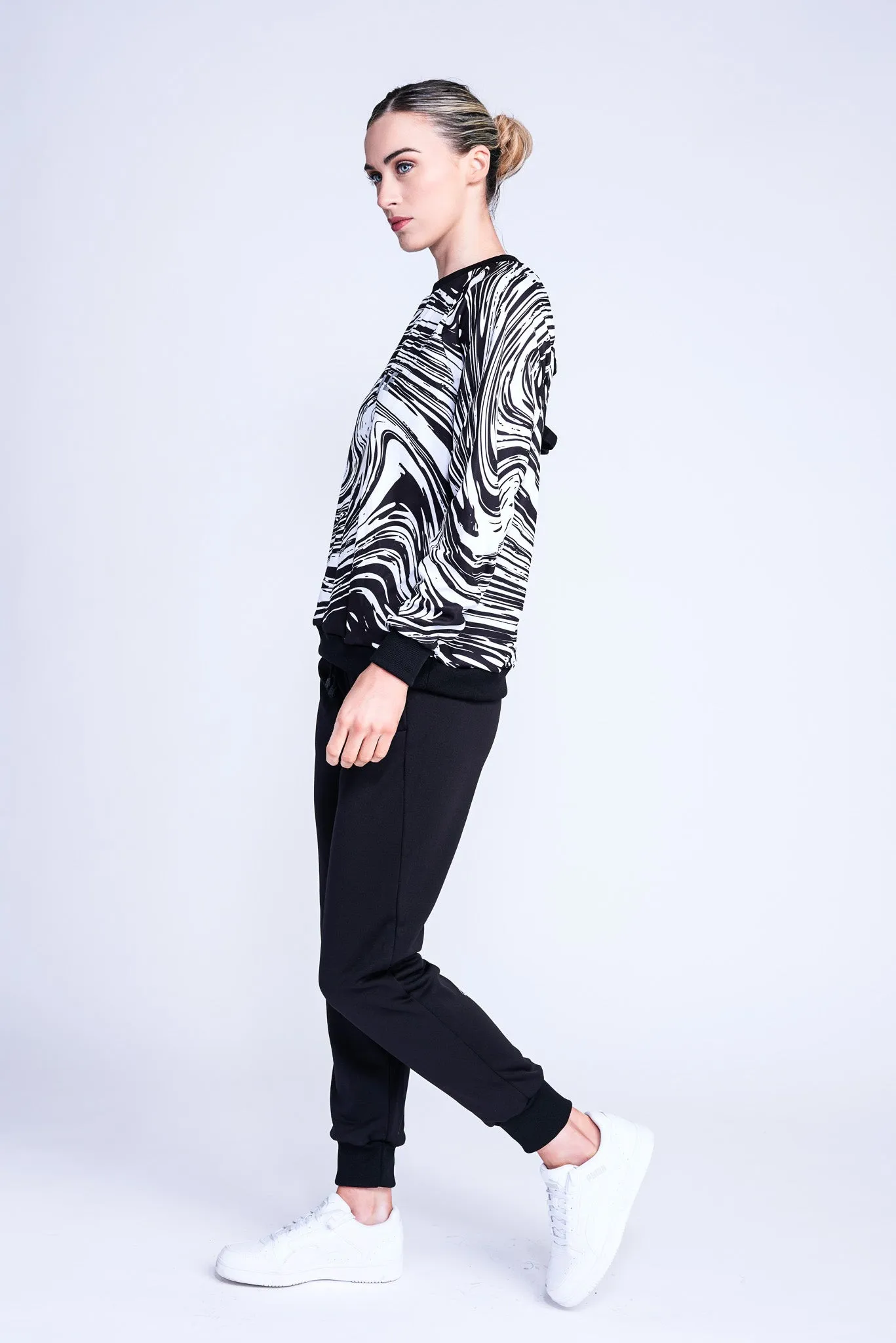 Fierce Open-Back Sweatshirt in Swirl