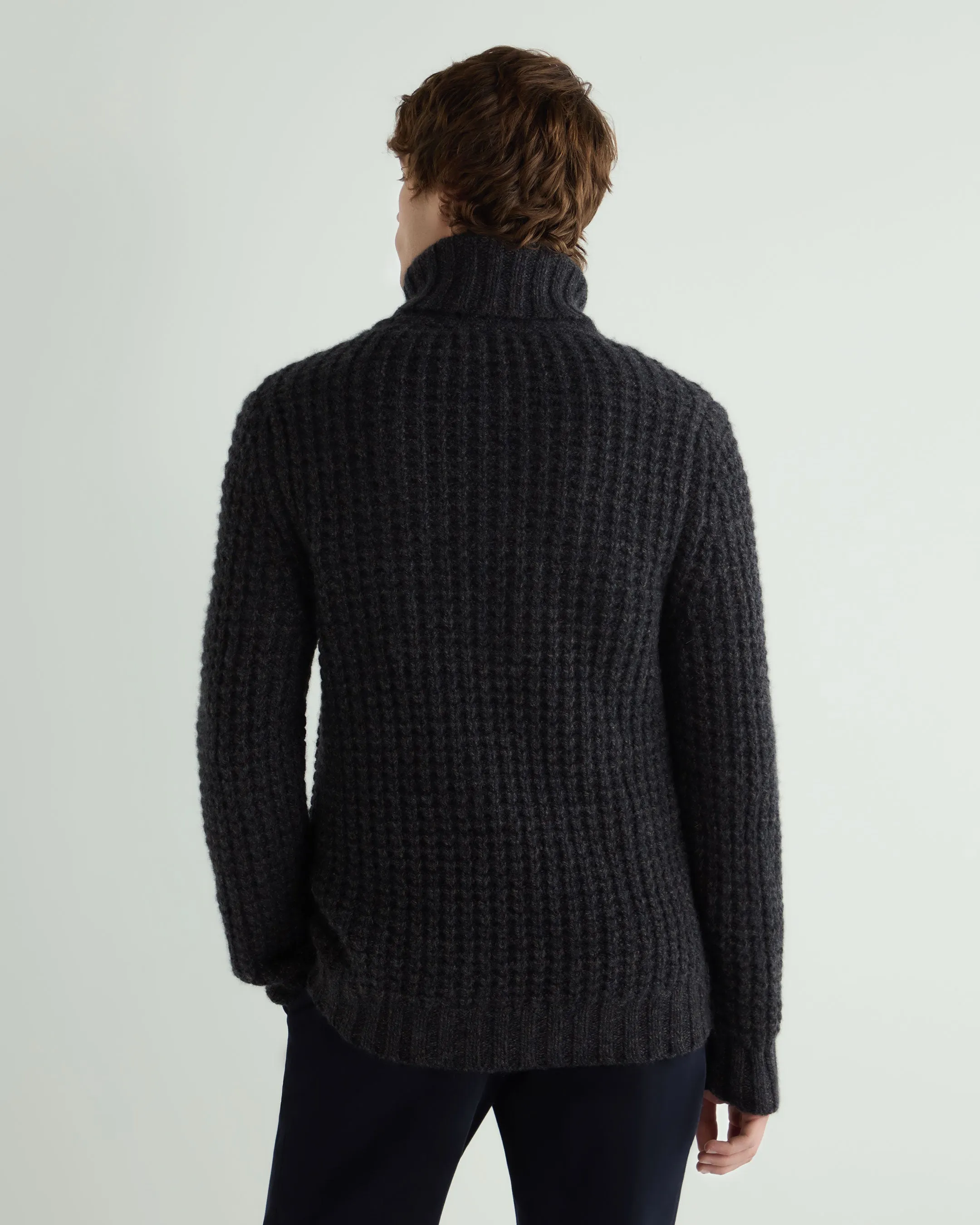 Men's Chunky Moss Stitch Turtle Neck Cashmere Sweater Granite Blue