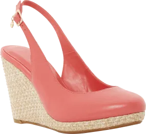 Tresmode Women red Wedges