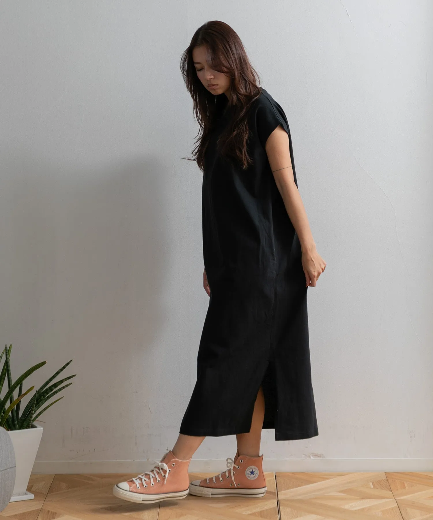 【WOMEN】ORCIVAL SLEEVELESS DRESS